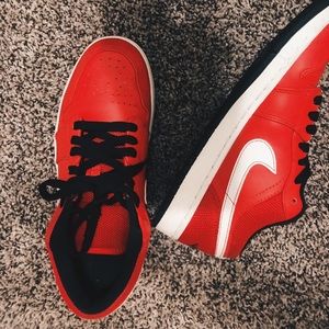 Air Jordan 1 ( Low )